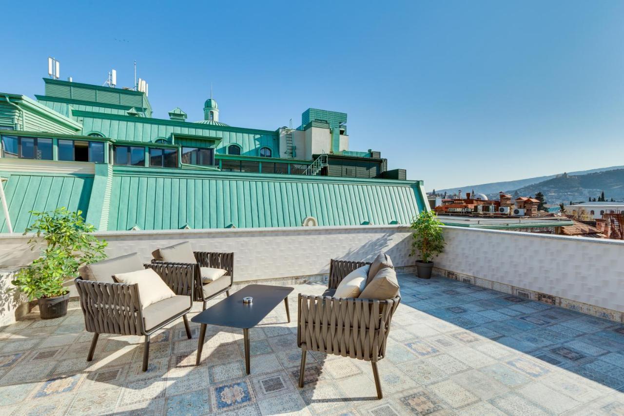 Mukhrantubani Boutique Hotel ティビリシ エクステリア 写真