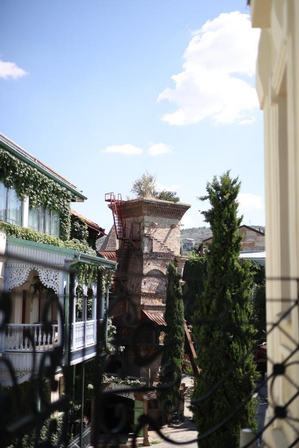 Mukhrantubani Boutique Hotel ティビリシ エクステリア 写真